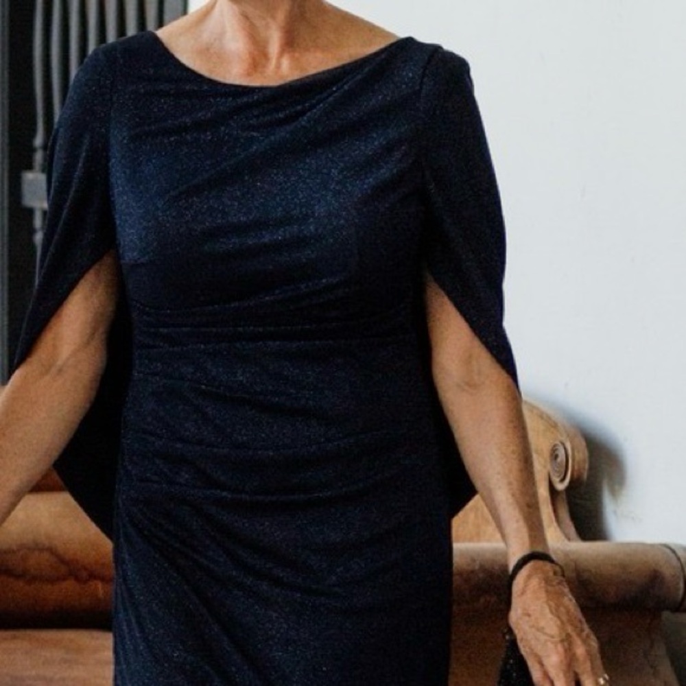 Beautiful Comfortable Dress for special events. Worn once for a wedding!